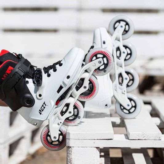 Choosing Between 3-Wheel and 4-Wheel Inline Skates: A Rollerblading Dilemma