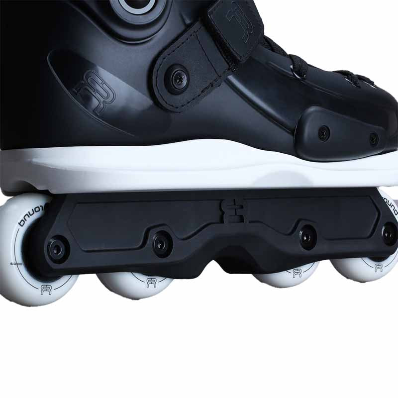 FR UFR Street Black Aggressive Skates - Inlinex