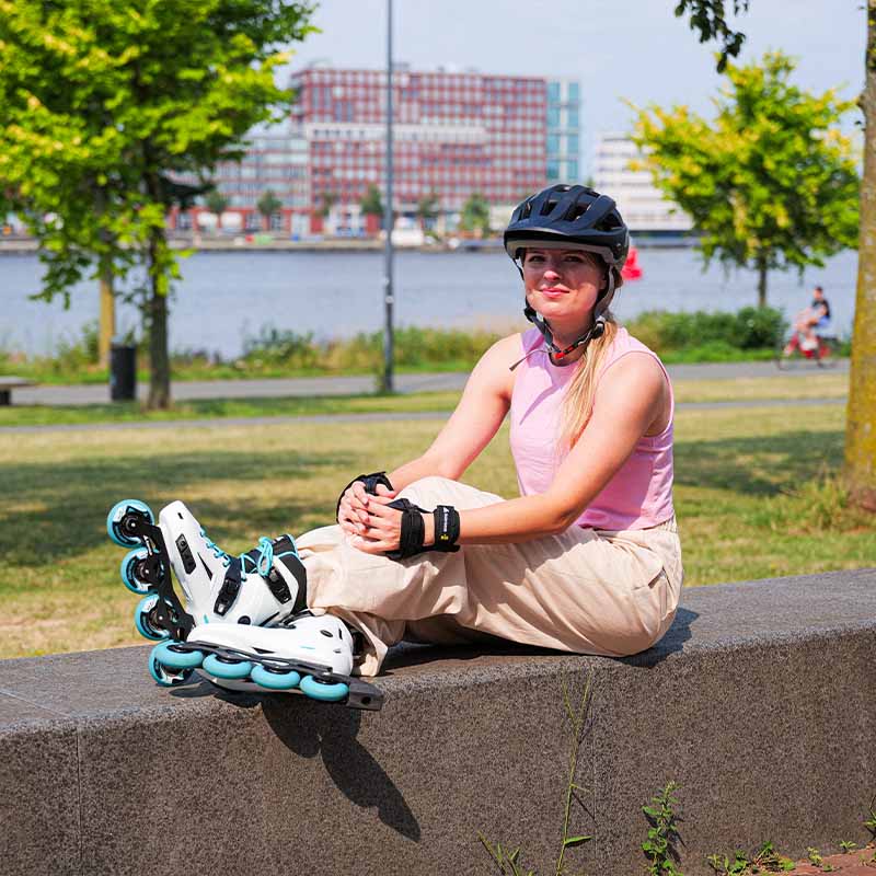 Rollerblade Lightning 80 Women Skates - Inlinex