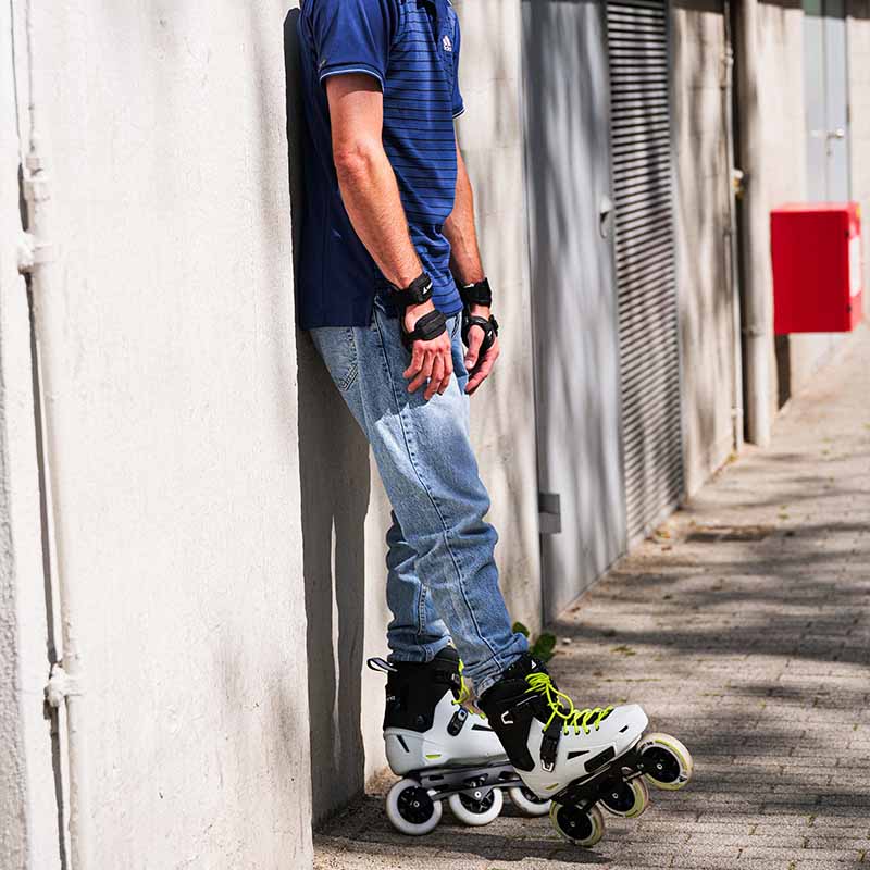 Rollerblade Lightning 110 Skates - Inlinex
