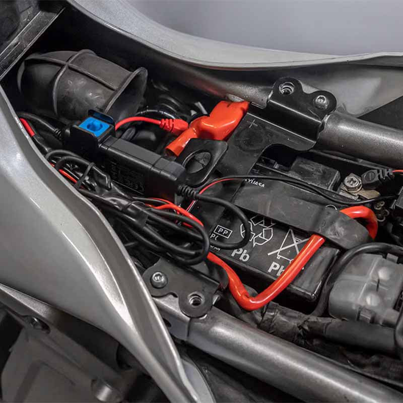 Quad Lock Motorcycle - Waterproof 12V To USB Smart Adaptor - Inlinex