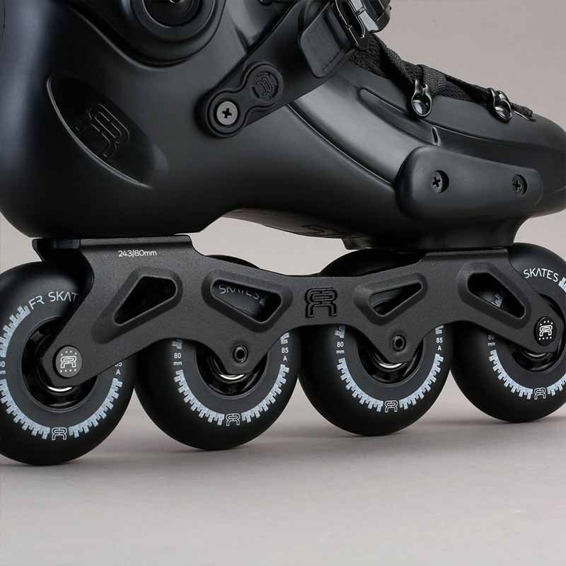 ✈️FR 3 80 Black X3R Skates - Inlinex