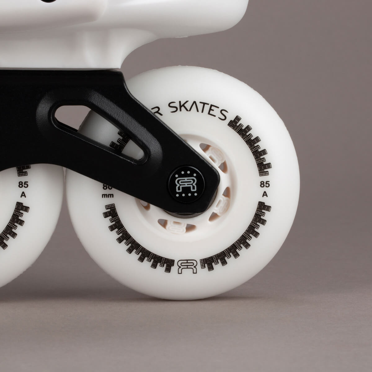 FR 3 80 White X3R Skates