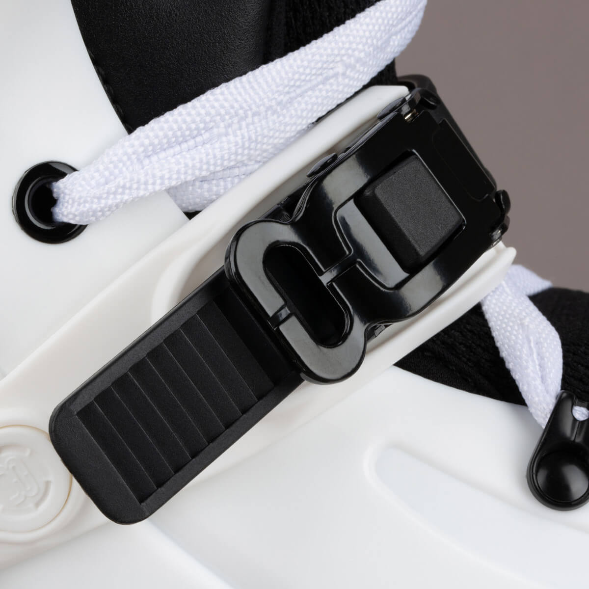 FR 3 80 White X3R Skates