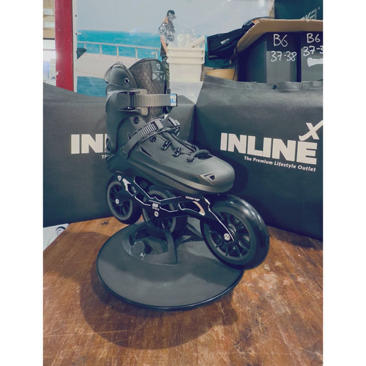 Flying Eagle X7T Reaver Tri Black Skates - alternate view