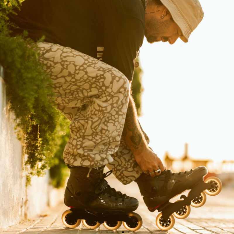 Flying Eagle X5F Spectre Black Skates - Inlinex