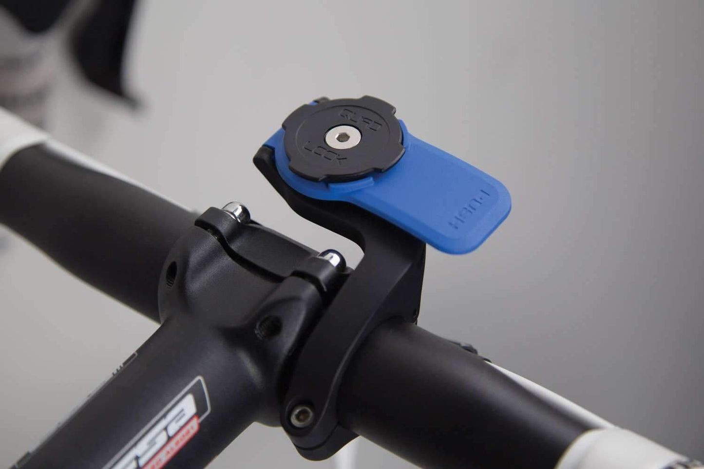 Quad Lock Out Front Mount V2 - Inlinex