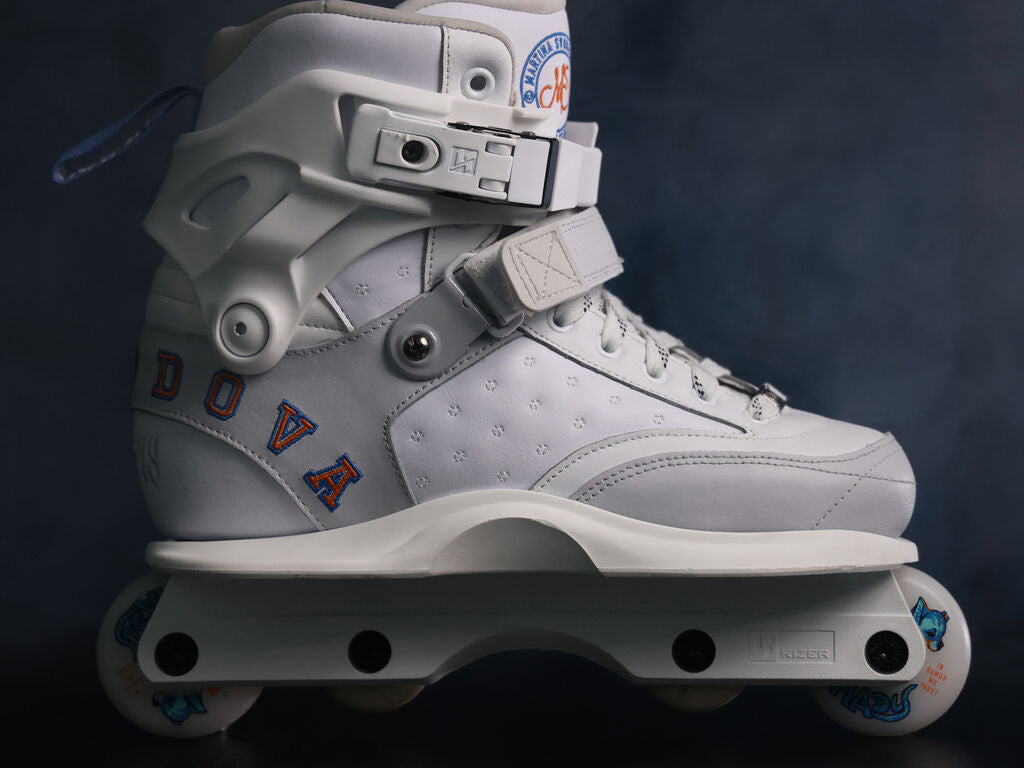 Gawds 1 Martina Svobodova Aggressive Skates - Inlinex