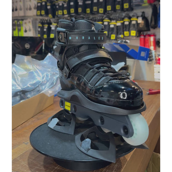 Gawds FM 5 Black Aggressive Skates