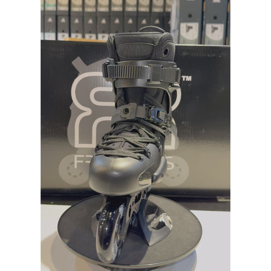 FR1 80 Intuition V3 Black Skate