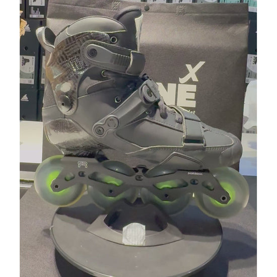 Sepatu Luncur FR Igor Hitam