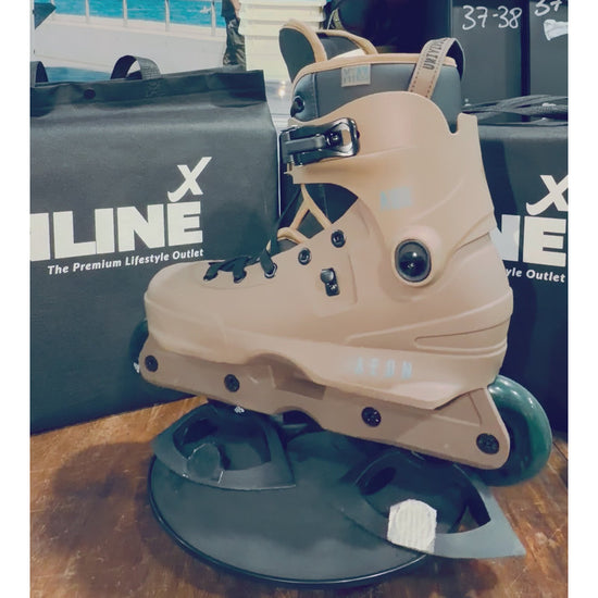 Sepatu Luncur Agresif USD Aeon 80 Sand