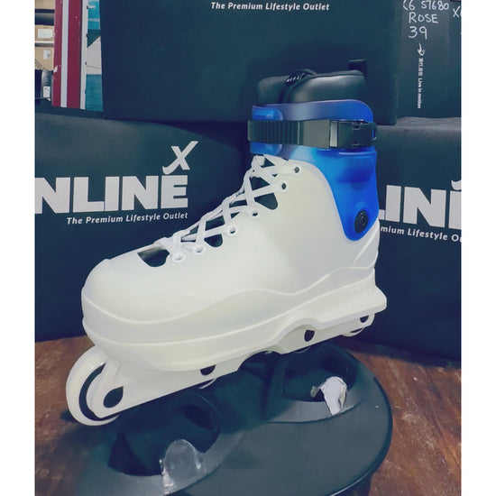 Them 901 White Transparent Blue Cuff Aggressive Skates