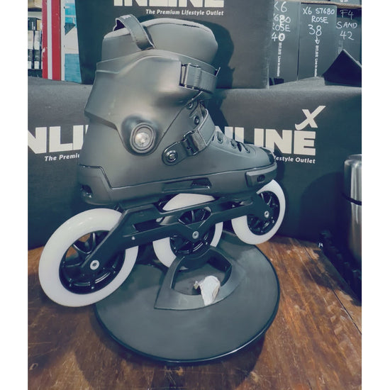 Powerslide Next Black 110 Skates