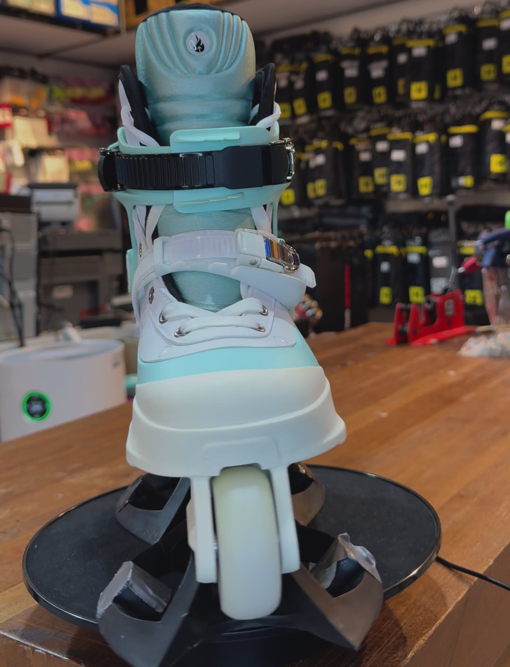 USD Aeon 60 Mery Munoz Pro Aggressive | Aggressive | Inline Skates